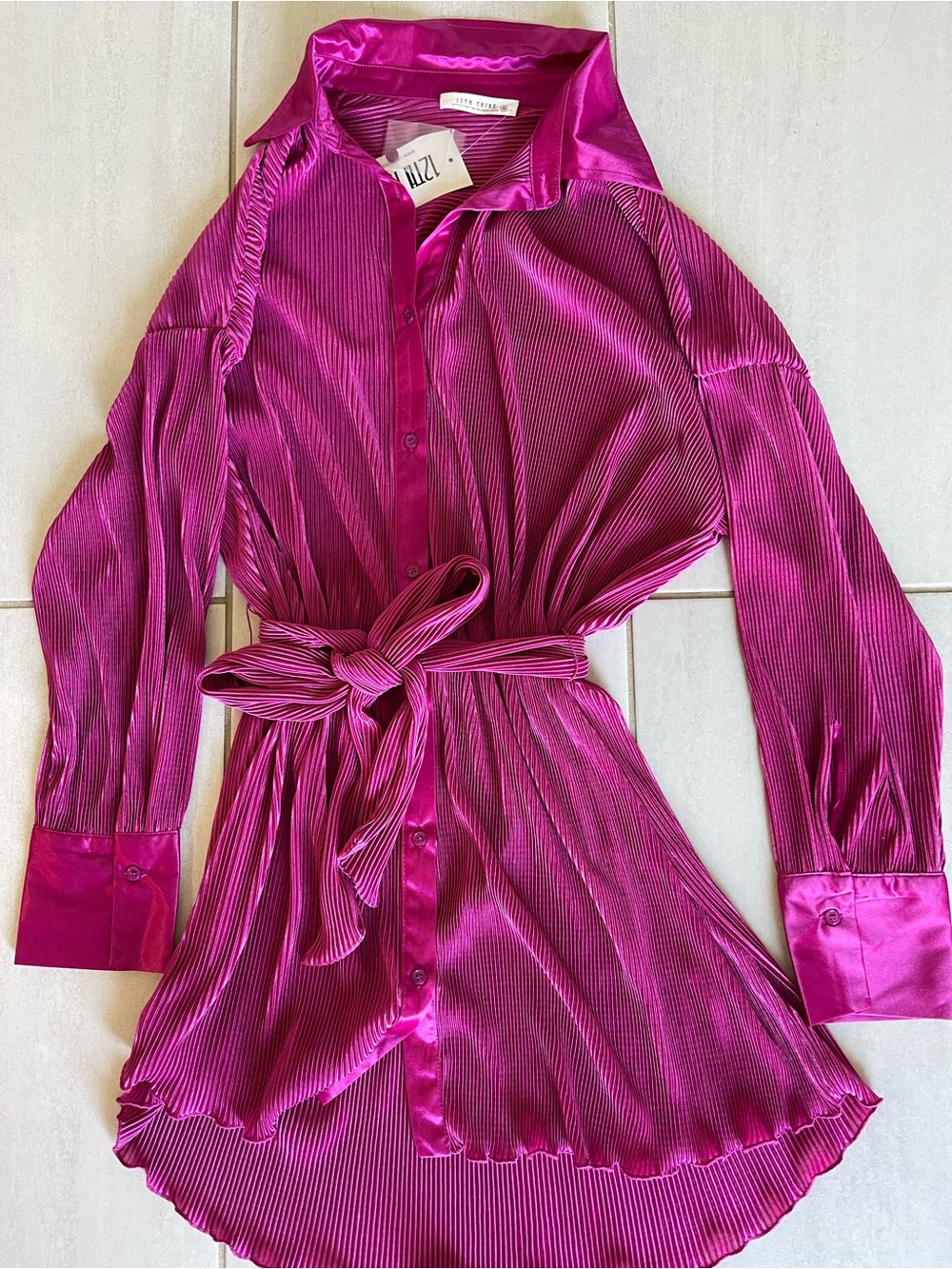 NWT size M 12th Tribe Magenta Pleated Satin Shirt Dress